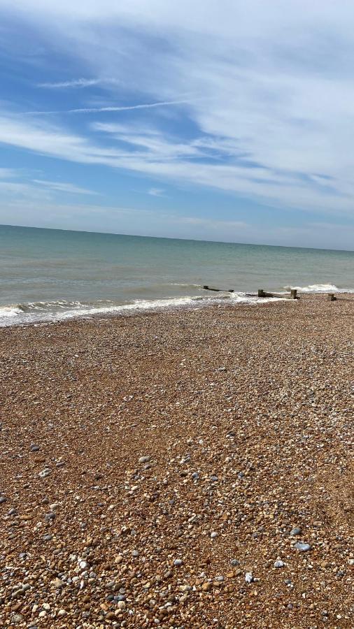 Beautiful Bexhill Cottage With Garden 3 Mins Walk To Beach Zewnętrze zdjęcie