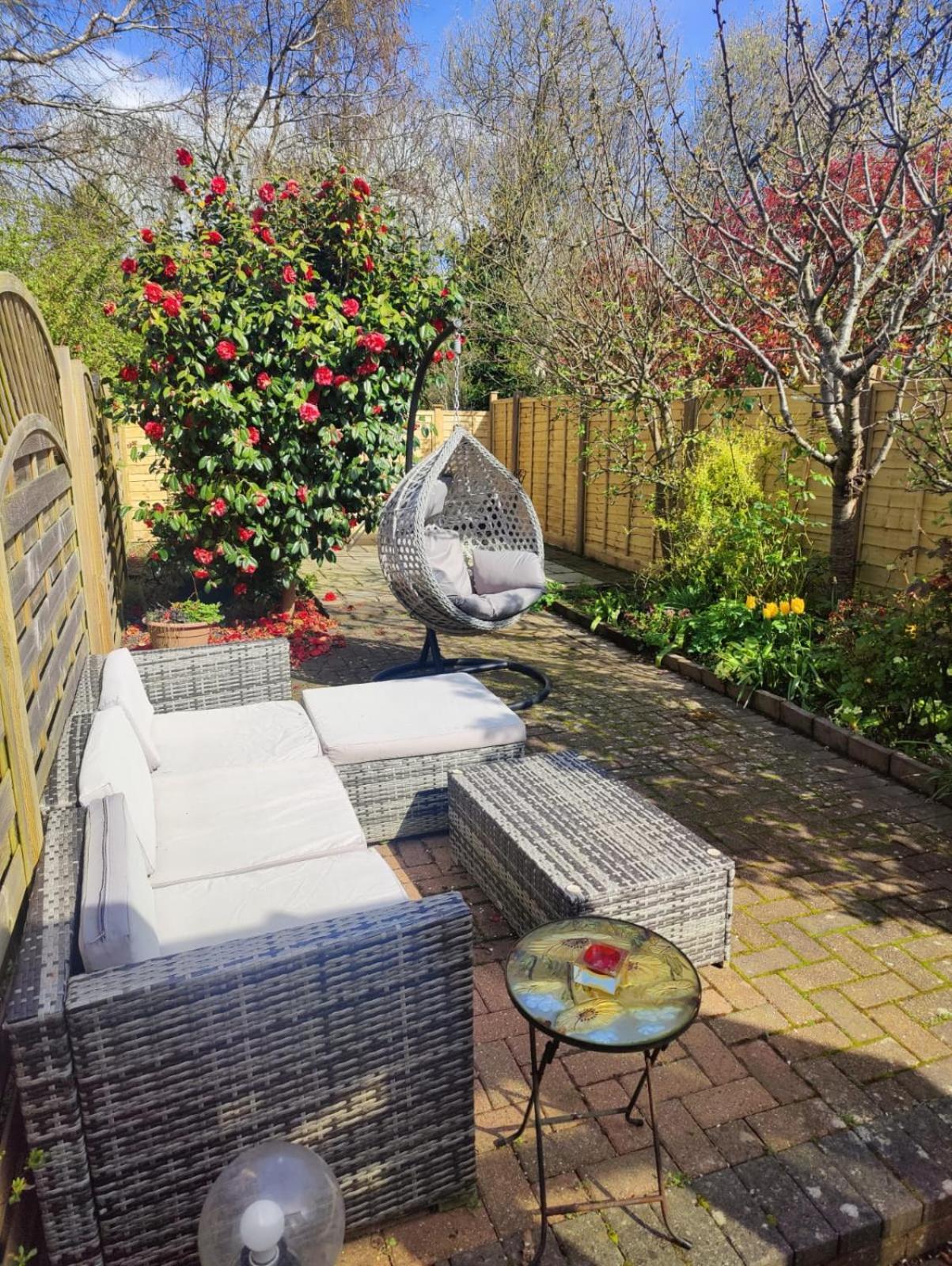 Beautiful Bexhill Cottage With Garden 3 Mins Walk To Beach Zewnętrze zdjęcie
