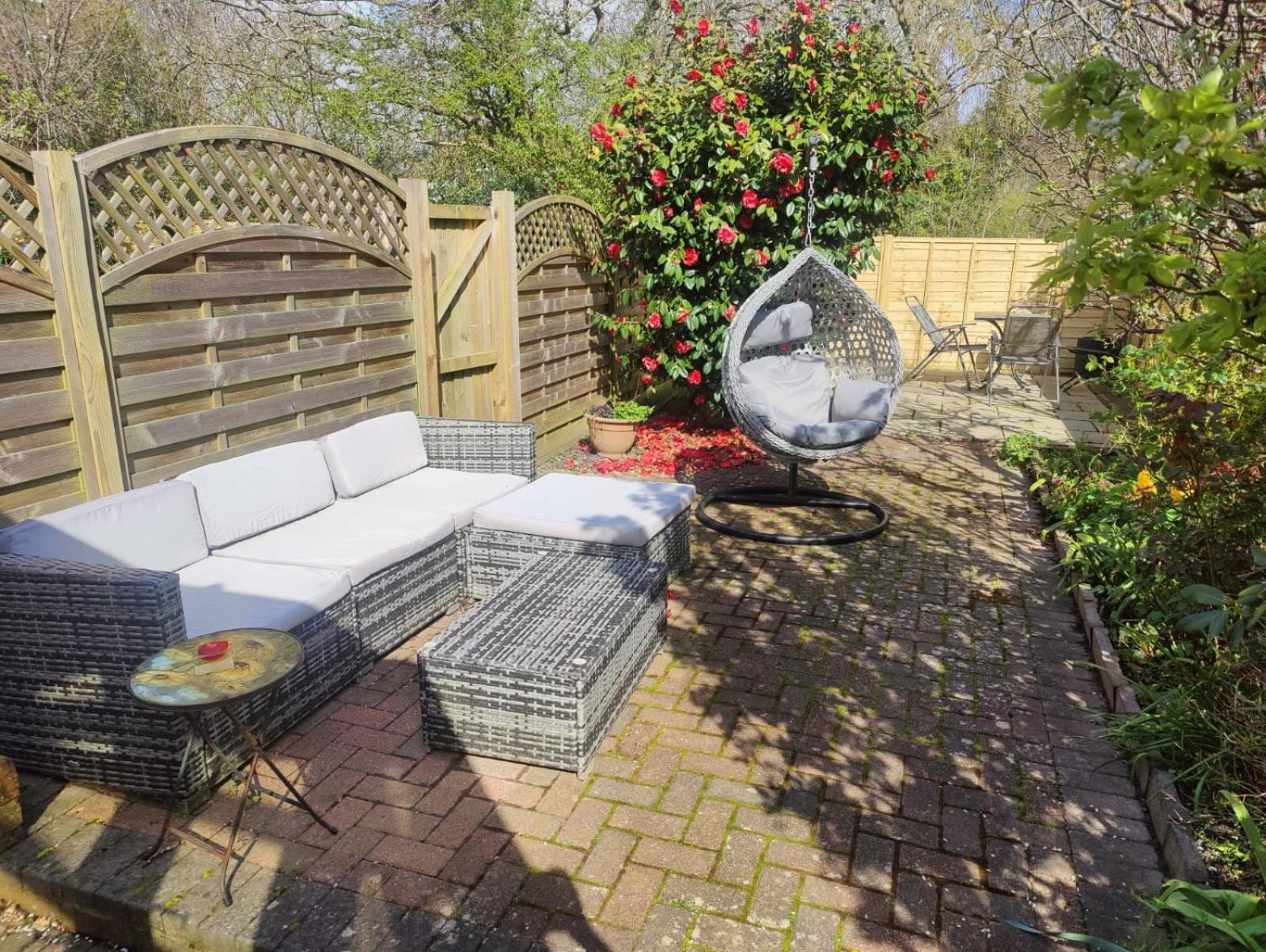 Beautiful Bexhill Cottage With Garden 3 Mins Walk To Beach Zewnętrze zdjęcie