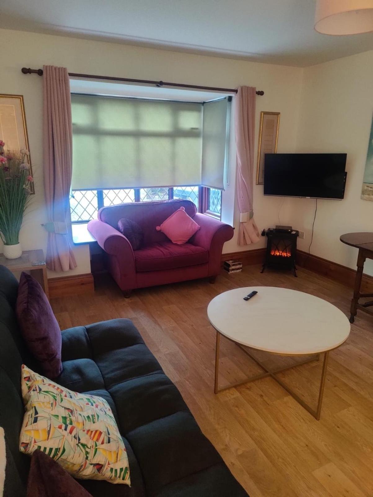 Beautiful Bexhill Cottage With Garden 3 Mins Walk To Beach Zewnętrze zdjęcie